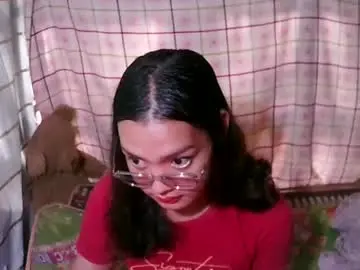 Chaturbate Live Sex Cam of pinay_janella10