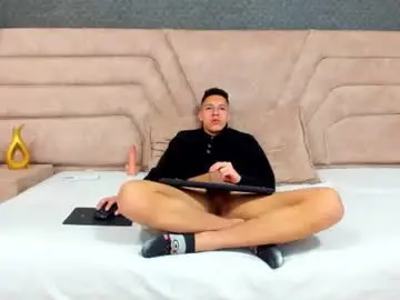 Chaturbate Sex Chat of thiagos19