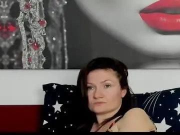 Chaturbate Free Live Porn of illegalbeauty87