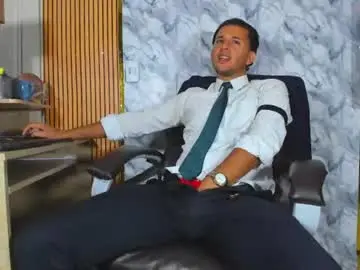 Chaturbate Free Live Porn of hiddenoffice