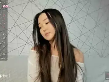 Chaturbate Live Sex Cam of seeeyoumin