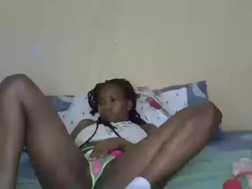 Chaturbate Live Sex Cam of luna_peachy