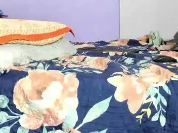 Chaturbate Live Sex Cam of thaliasweetlust