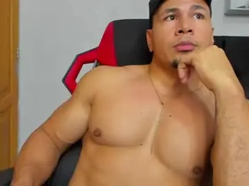 Chaturbate Best live sex cam show of tyler_hank1