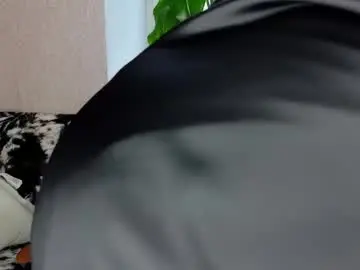 Chaturbate Live Porn of lucy_curvy