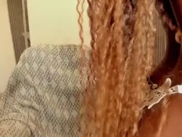 Chaturbate Sex Cam of kiara_curls
