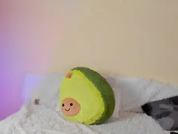 Chaturbate Live Sex Cam of tyler_ema