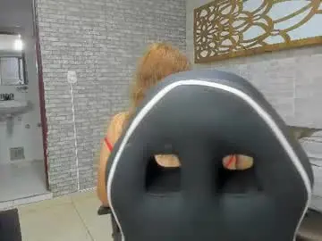 Chaturbate Nude Webcam of milf_slut_