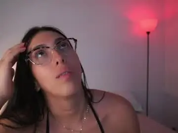 Chaturbate Watch Live Sex Cams of sarahbrooks_