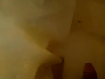 Chaturbate Live Sex Cam of whorekneeweeny