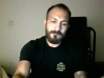 Chaturbate Free Live Porn of larrabee13