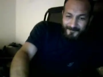 Chaturbate Watch Live Sex Cams of larrabee13