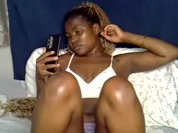 Chaturbate Free Porn Cam of dark_petite_