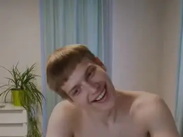 Chaturbate Live Sex Cam of yrshela
