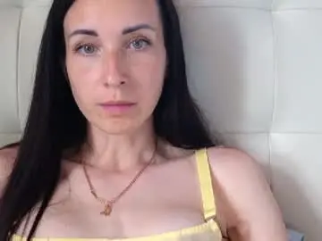 Chaturbate Live Sex Cam of linalivee