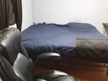 Chaturbate Live Sex Cam of airbornelunsford39