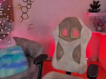 Chaturbate Live Sex Cam of mia_smoke_