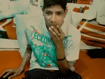 Chaturbate Free Porn Cam of indiansavagemale