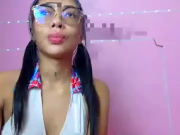 Chaturbate Watch Live Sex Cams of petitestrawberry18