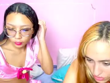 Chaturbate Live Sex of petitestrawberry18