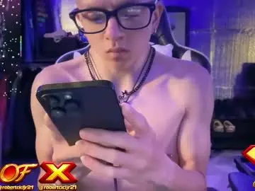 Chaturbate Live Sex Cam of robertcicijr21