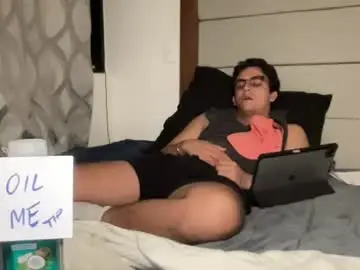 Chaturbate Live Sex of adriannn222