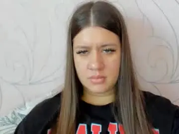 Chaturbate Live Sex Cam of aletta_oushen