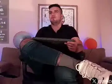 Chaturbate Sex Cam of bradleycolton