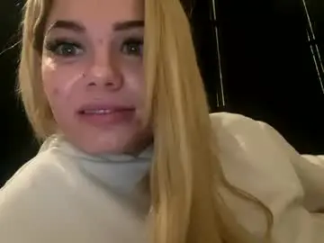 Chaturbate Free Porn Cam of britneycherry08