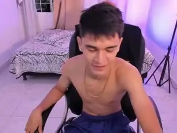 Chaturbate Live Sex of aron_boyy