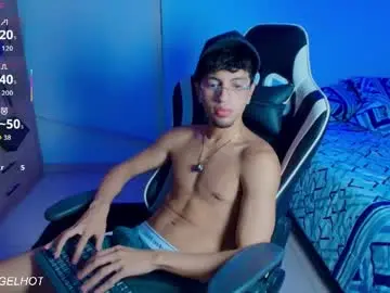 Chaturbate Nude Webcam of mike_pineapple
