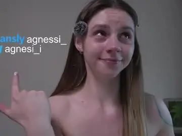 Chaturbate Free Live Porn of agnessi_