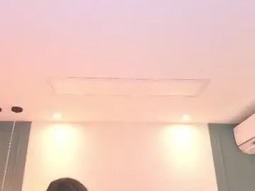 Chaturbate Live Sex Cam of andrecastaneda