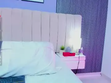 Chaturbate Free Live Porn of ivy_petit