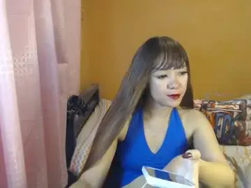 Chaturbate Live Sex Cam of ur_petitejaya