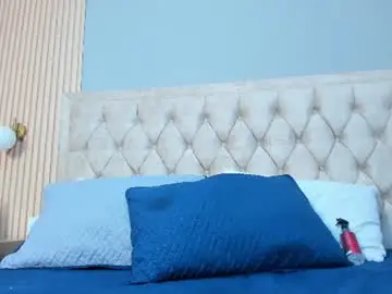 Chaturbate Free Porn Cam of cristal_wom