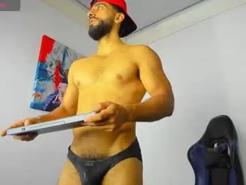 Chaturbate Live Porn of yiyo10_