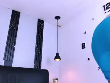 Chaturbate Live Sex Cam of aston_vera