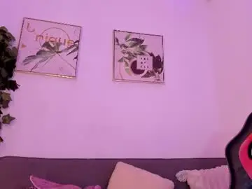 Chaturbate Nude Webcam of maddie_ray_