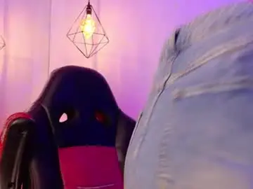 Chaturbate Sex Cam of maddie_ray_