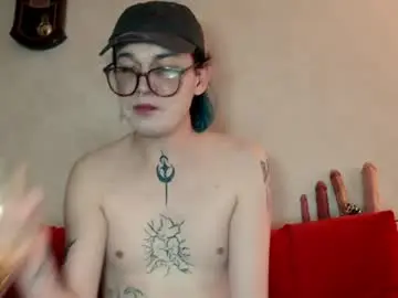 Chaturbate Live Sex Cam of mitia_d