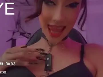 Chaturbate Best live sex cam show of sabriina_fox999