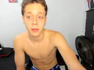 Chaturbate Live Sex Cam of santiceballo