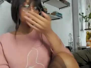 Chaturbate Sex Cam of bellahproudly