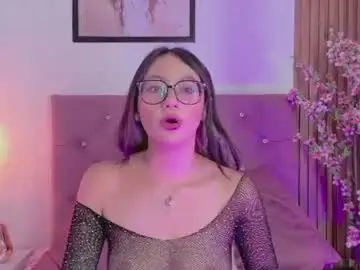 Chaturbate Free Porn Cam of ravena_queen