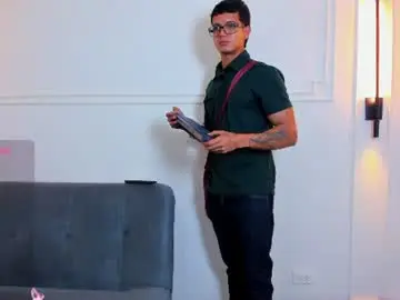 Chaturbate Live Porn of paradise_boy_s