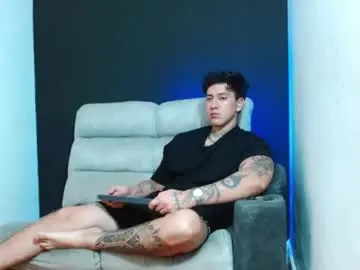 Chaturbate Live Porn of justinfuller_31