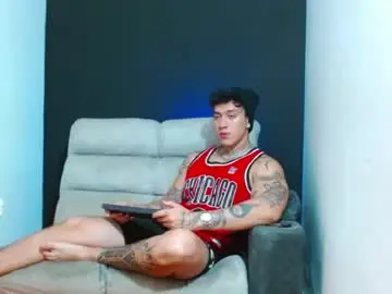 Chaturbate Live Sex Cam of justinfuller_31