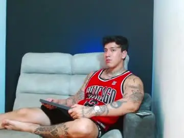 Chaturbate Sex Cam of justinfuller_31