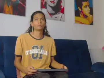 Chaturbate Free Porn Cam of maxi_max0